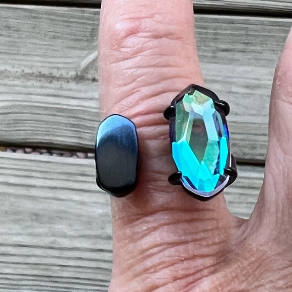 NWT Kendra Scott Pryde Ring Retired Indigo Dichroic & Navy Gunmetal SOLD OUT!! - Picture 11 of 12